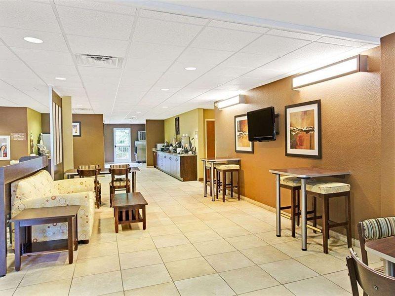 Microtel Inn & Suites By Wyndham Bryson City Exterior foto