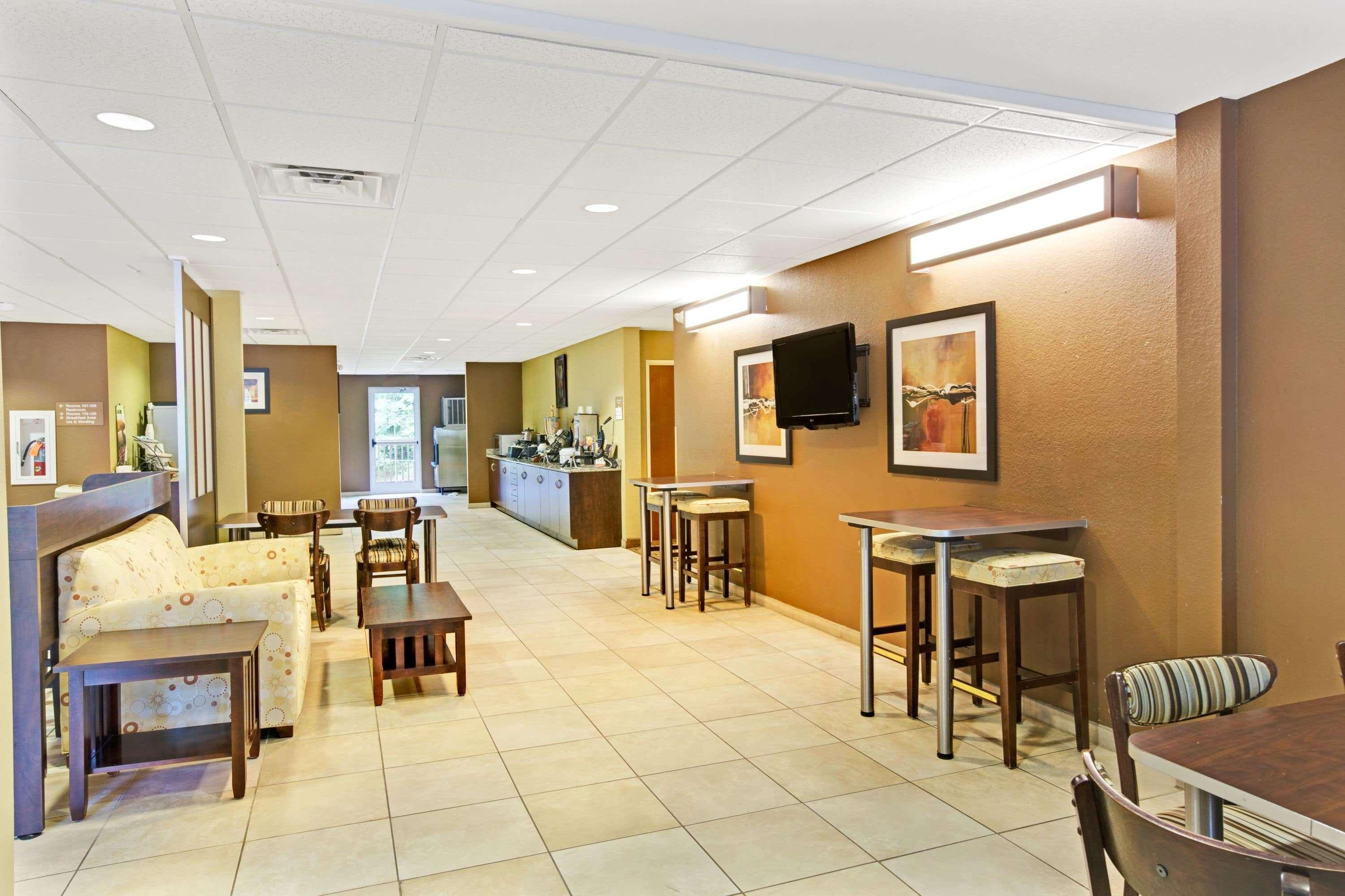 Microtel Inn & Suites By Wyndham Bryson City Exterior foto